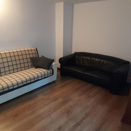 Casa Ultracentral Suceava Villa ภายนอก รูปภาพ