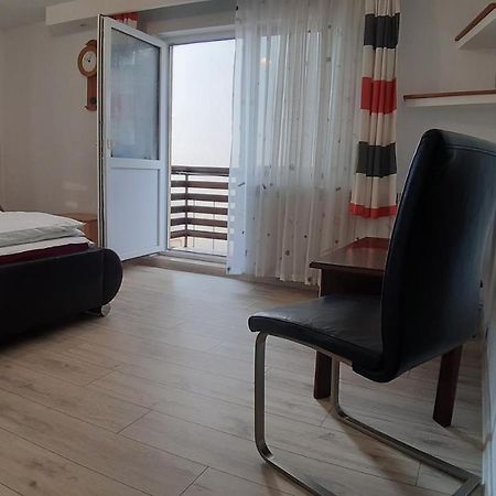 Casa Ultracentral Suceava Villa ภายนอก รูปภาพ