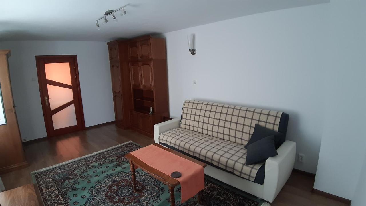 Casa Ultracentral Suceava Villa ภายนอก รูปภาพ