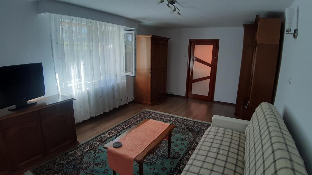 Casa Ultracentral Suceava Villa ภายนอก รูปภาพ