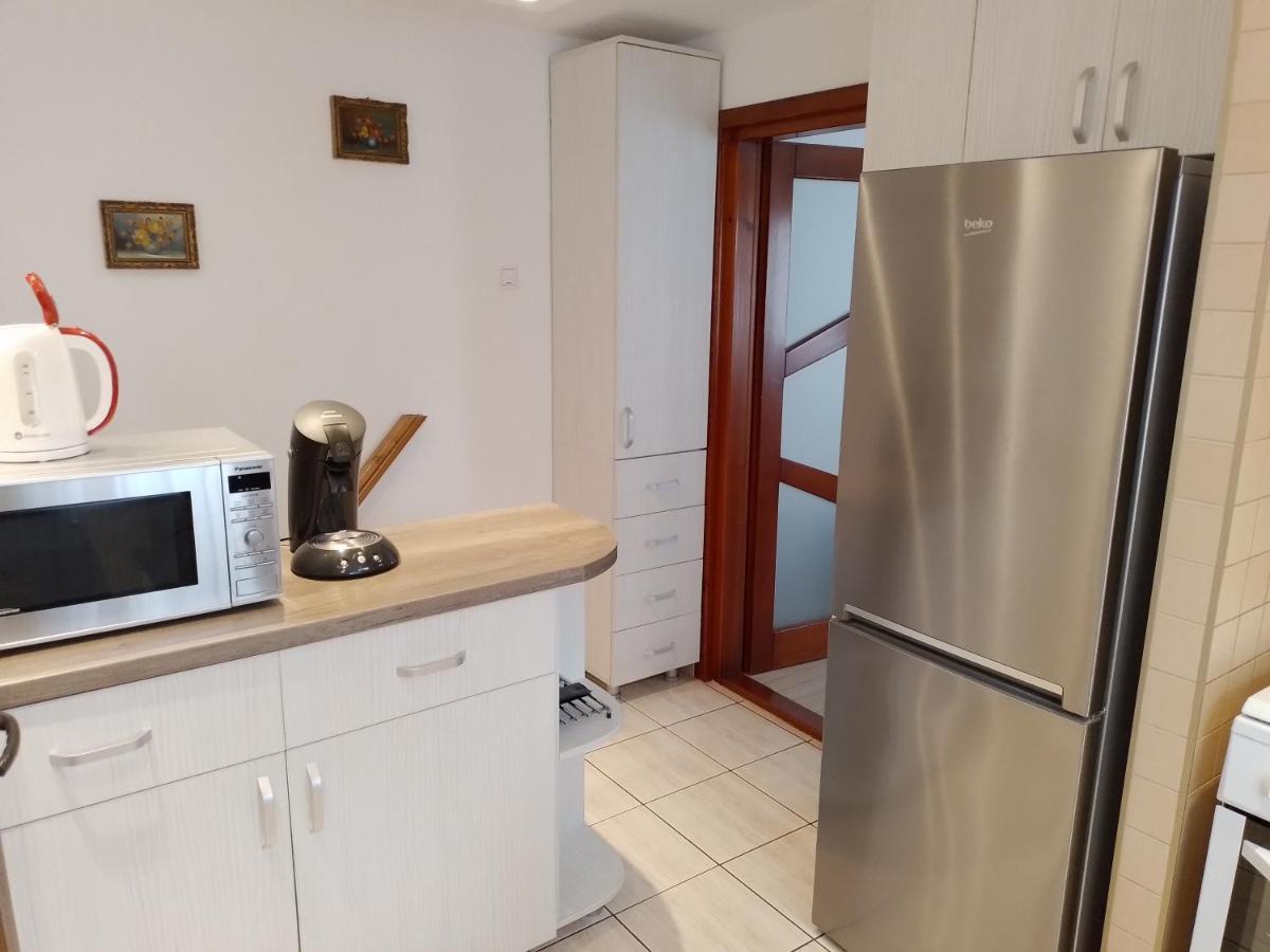 Casa Ultracentral Suceava Villa ภายนอก รูปภาพ